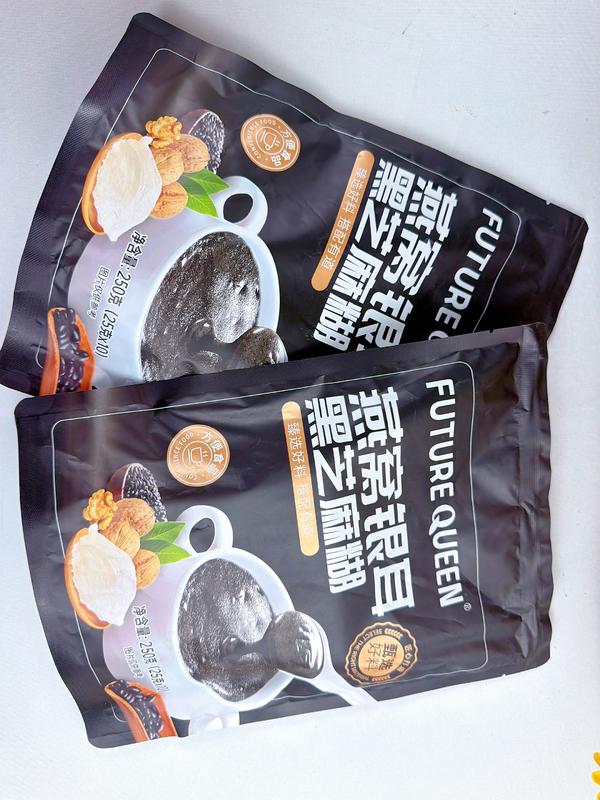 燕窝银耳黑芝麻糊